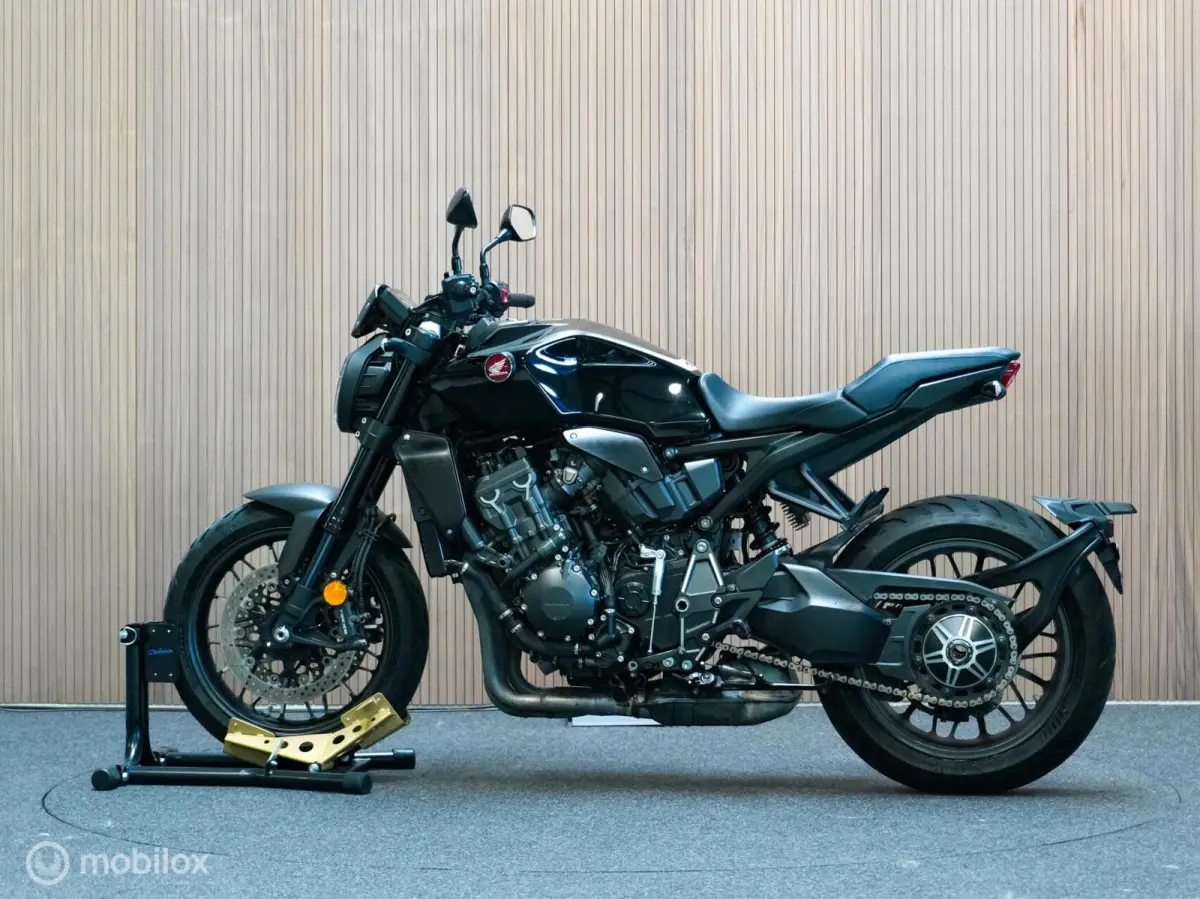 Black Edition