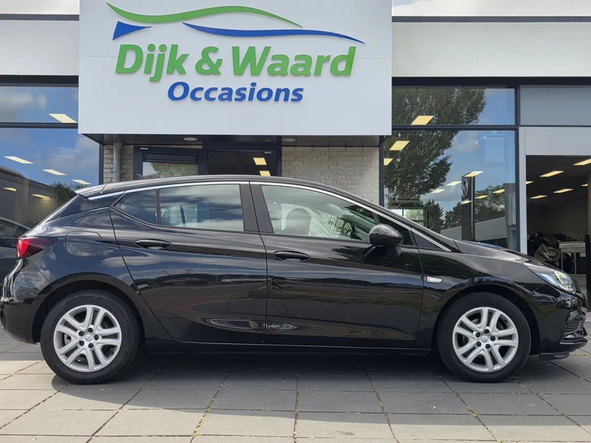 1.0 Business+ – NAP – Navigatie – Cruise – Airco – Parkeersensoren
