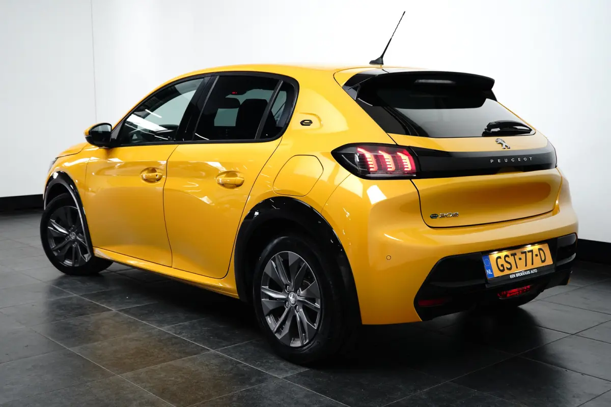 EV Allure 50 kWh Stoelverwarming | Camera | Parkeersensoren | Carplay/android auto |