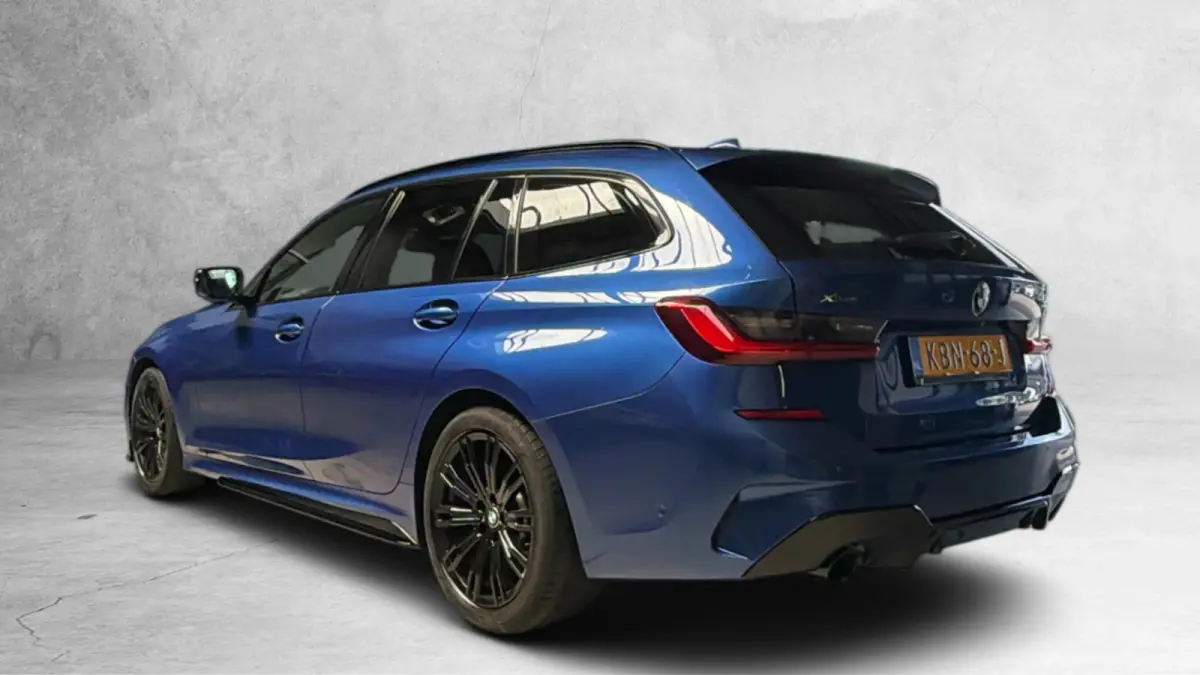 330i xDrive M-Sport(Goed OndH, Performance pakket, Camera, Navi Pro, Climate Con, Digitale Dash, Etc)