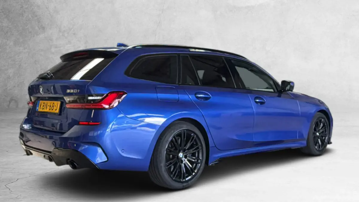 330i xDrive M-Sport(Goed OndH, Performance pakket, Camera, Navi Pro, Climate Con, Digitale Dash, Etc)