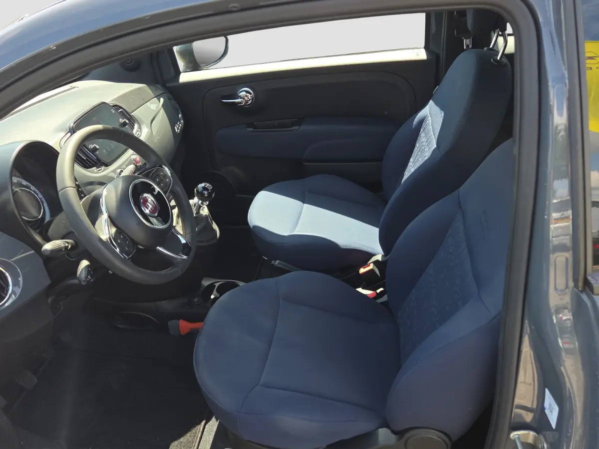 1.0 Hybrid Full map navigatie | Carplay/android auto | Parkeersensoren | DAB | Airco | Lm velgen |