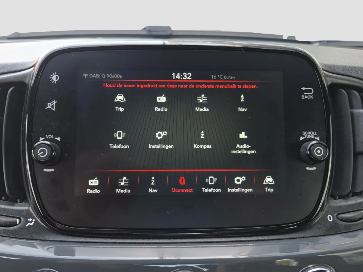 1.0 Hybrid Full map navigatie | Carplay/android auto | Parkeersensoren | DAB | Airco | Lm velgen |