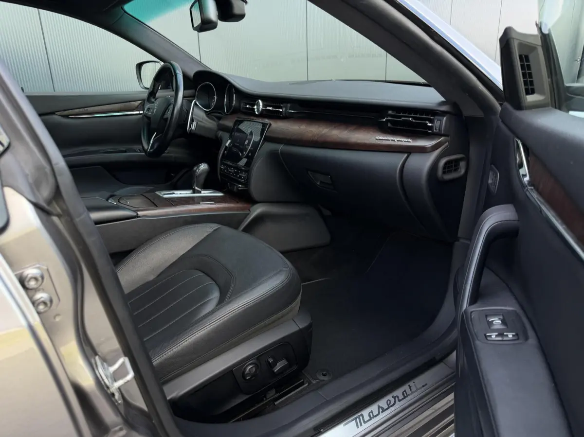 3.0 S Q4 Schuifdak - CarPlay - Maxton Design - Led