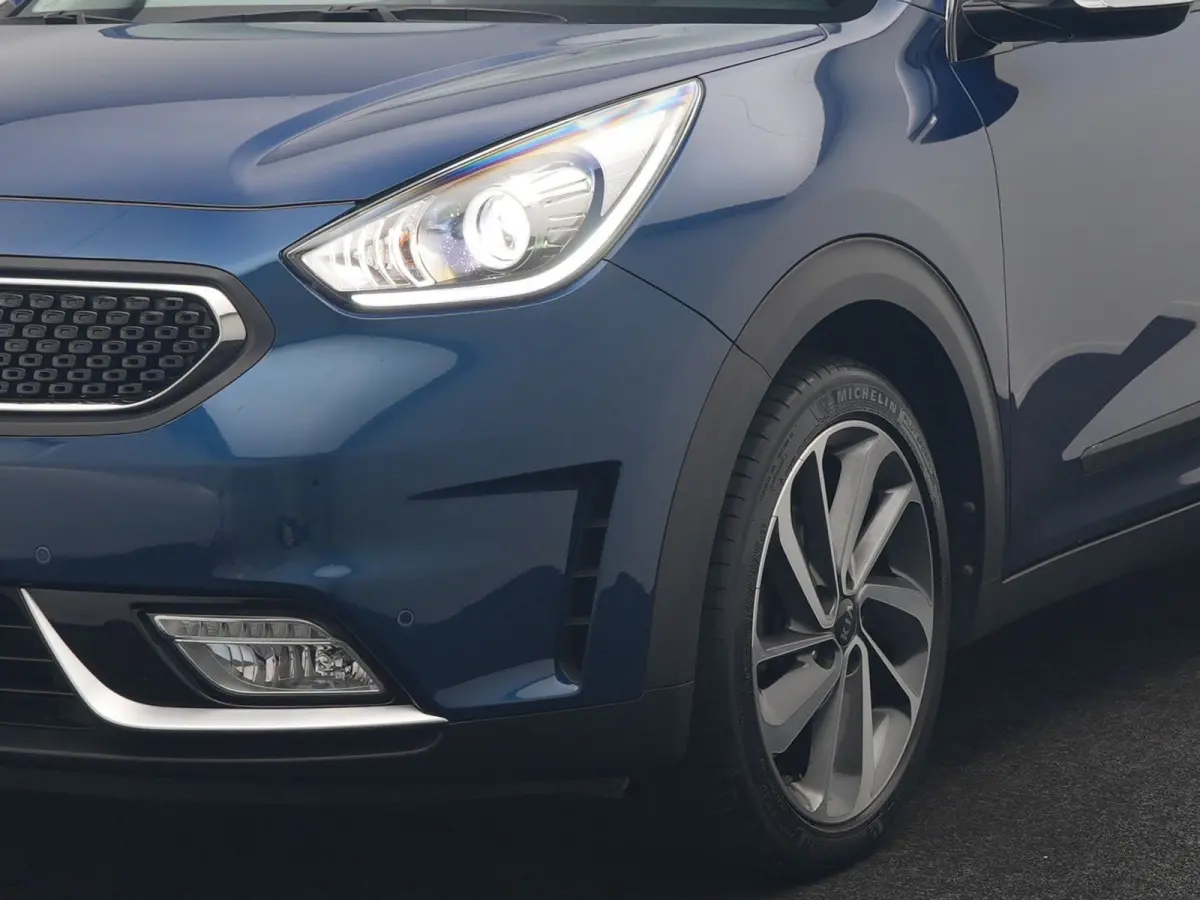 1.6 GDi DynamicPlusLine 141pk | Adaptive Cruise | Camera | JBL Audio | Sportstoelen & Stuur Verwarmd | Keyless | Blis | Apple Carplay | Navigatie | DAB | Hybrid |