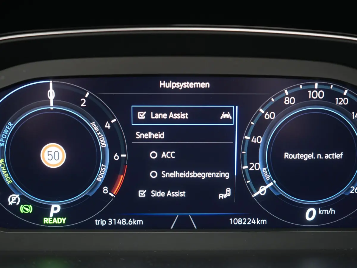 1.4 TSI GTE Business PHEV 218pk Dealer O.H. | Trekhaak Af Fabriek | Panodak | Adaptive Cruise | Camera | IQ Light | Alcantara Sportstoelen Massage & Verwarmd | Stuur Verwarmd | Keyless | Bli