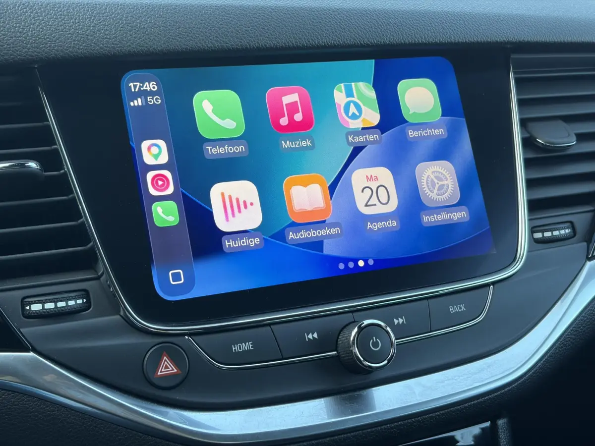 1.2 Launch Elegance 2e Eigenaar,Camera,Stoelverw-Stuurverw,110pk,Navi,Carplay,Halfleder,Elekt.Stoel,6 Bak,Clima,Cruise,Lm velgen,Pdc V+A,N.A.P,Net beurt gehad,Apk tot 09-2028
