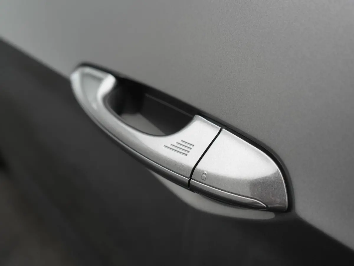 2.0 Titanium Automaat 7 Persoons 241pk Dealer O.H. | Panodak | Trekhaak Afn. | Adaptive Cruise | Camera | Alcantara Sportstoelen Memory & Verwarmd | Stuur Verwarmd | Apple Carplay | LED Kopl