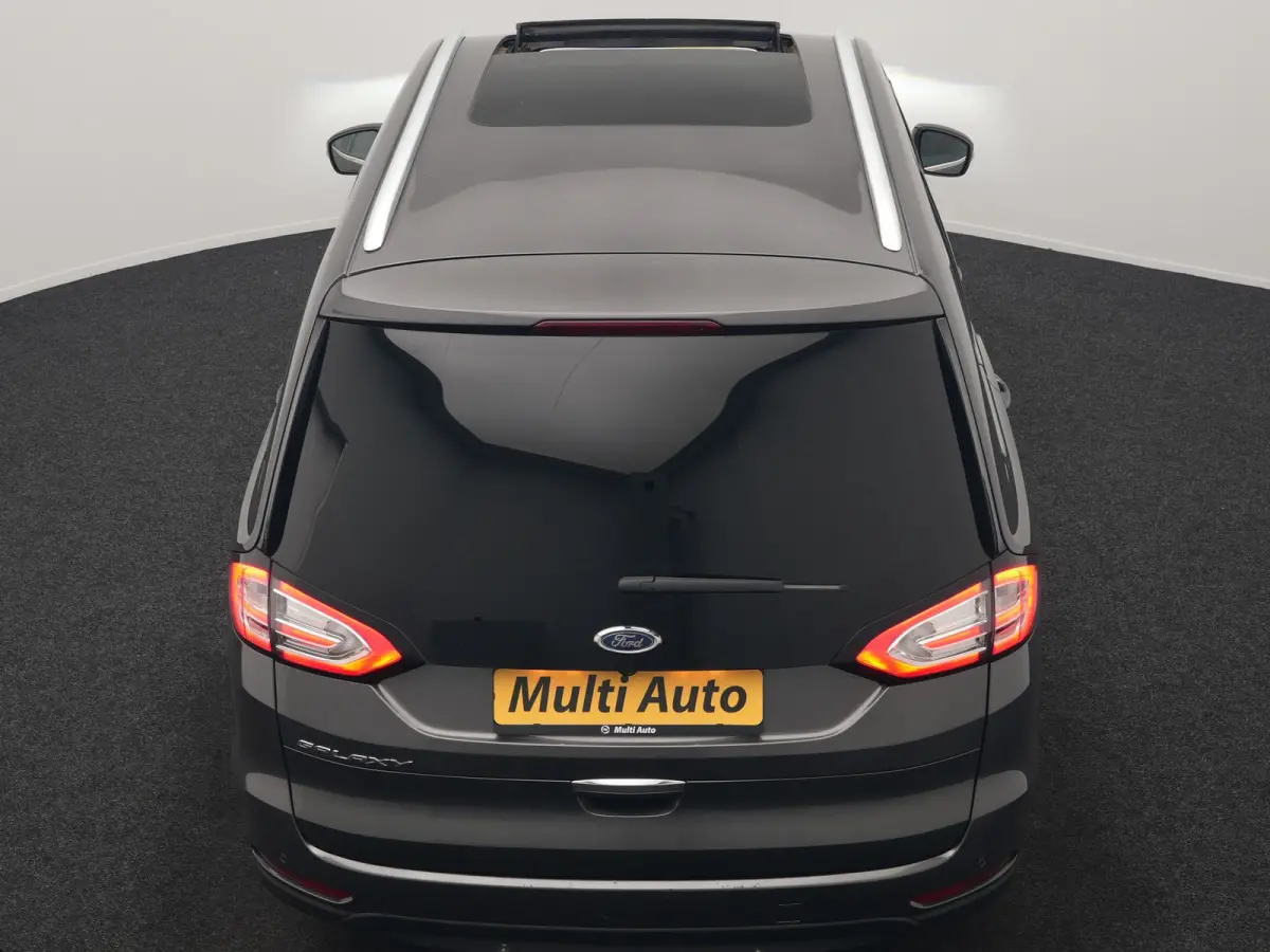 2.0 Titanium Automaat 7 Persoons 241pk Dealer O.H. | Panodak | Trekhaak Afn. | Adaptive Cruise | Camera | Alcantara Sportstoelen Memory & Verwarmd | Stuur Verwarmd | Apple Carplay | LED Kopl