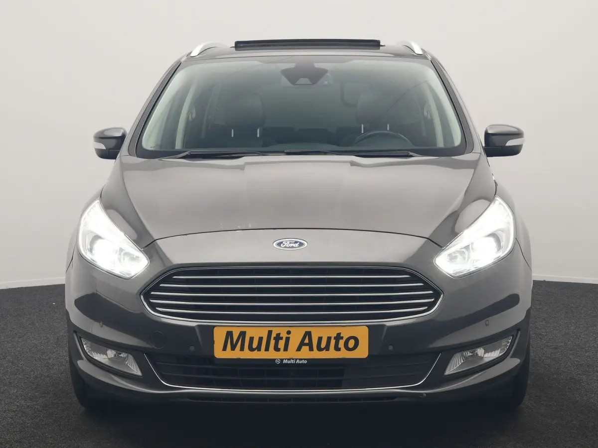 2.0 Titanium Automaat 7 Persoons 241pk Dealer O.H. | Panodak | Trekhaak Afn. | Adaptive Cruise | Camera | Alcantara Sportstoelen Memory & Verwarmd | Stuur Verwarmd | Apple Carplay | LED Kopl