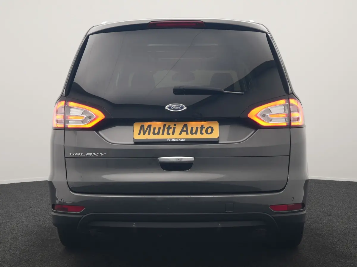2.0 Titanium Automaat 7 Persoons 241pk Dealer O.H. | Panodak | Trekhaak Afn. | Adaptive Cruise | Camera | Alcantara Sportstoelen Memory & Verwarmd | Stuur Verwarmd | Apple Carplay | LED Kopl