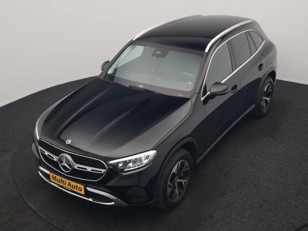 4MATIC Avantgarde PHEV 313pk Dealer O.H. | Camera | Lederen Sportstoelen Memory & Verwarmd | Sfeerverlichting | Apple Carplay | Blis | Navigatie | DAB | Cruise Control | 18"L.M |