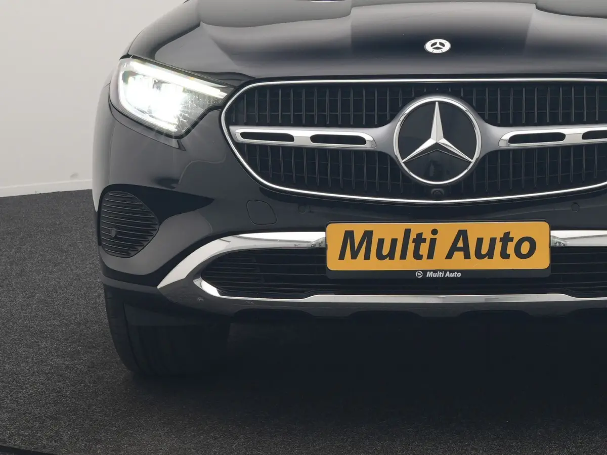 4MATIC Avantgarde PHEV 313pk Dealer O.H. | Camera | Lederen Sportstoelen Memory & Verwarmd | Sfeerverlichting | Apple Carplay | Blis | Navigatie | DAB | Cruise Control | 18"L.M |