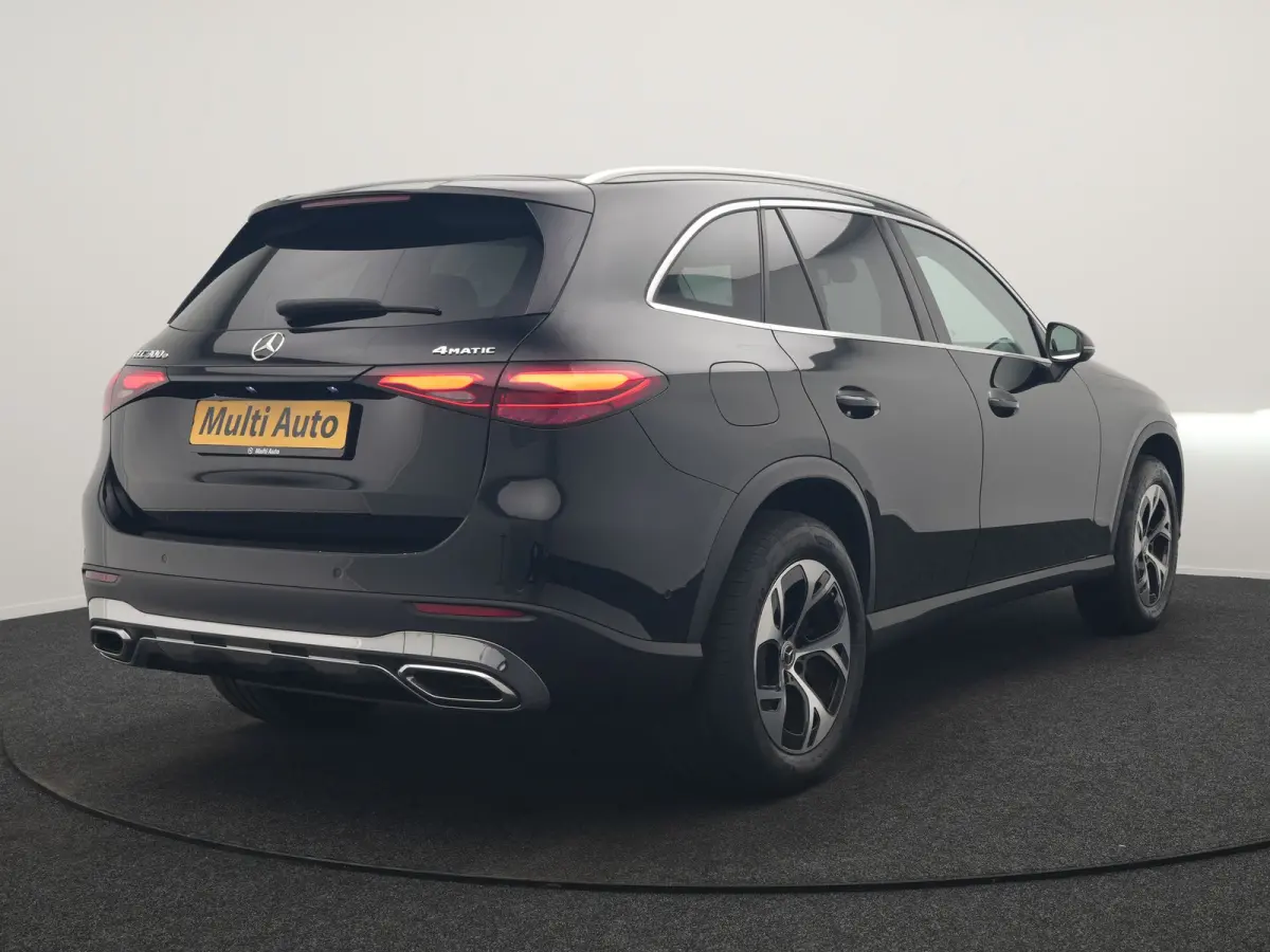 4MATIC Avantgarde PHEV 313pk Dealer O.H. | Camera | Lederen Sportstoelen Memory & Verwarmd | Sfeerverlichting | Apple Carplay | Blis | Navigatie | DAB | Cruise Control | 18"L.M |