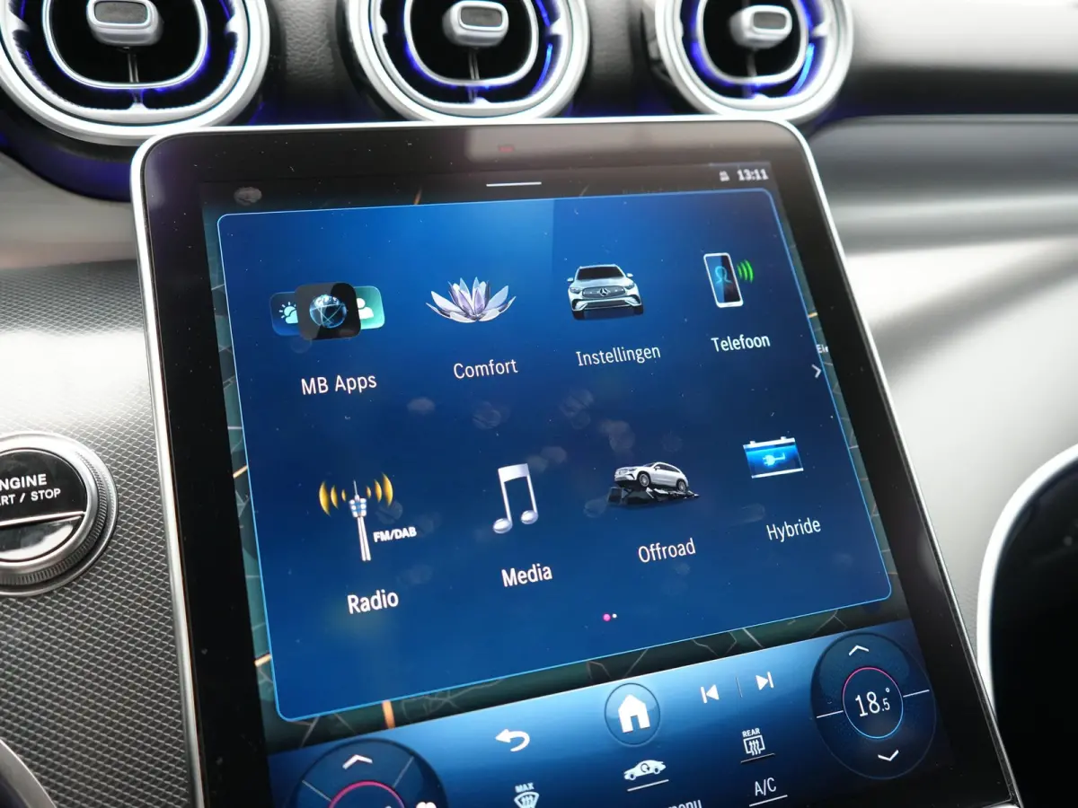 4MATIC Avantgarde PHEV 313pk Dealer O.H. | Camera | Lederen Sportstoelen Memory & Verwarmd | Sfeerverlichting | Apple Carplay | Blis | Navigatie | DAB | Cruise Control | 18"L.M |