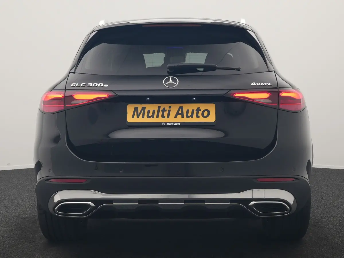 4MATIC Avantgarde PHEV 313pk Dealer O.H. | Camera | Lederen Sportstoelen Memory & Verwarmd | Sfeerverlichting | Apple Carplay | Blis | Navigatie | DAB | Cruise Control | 18"L.M |