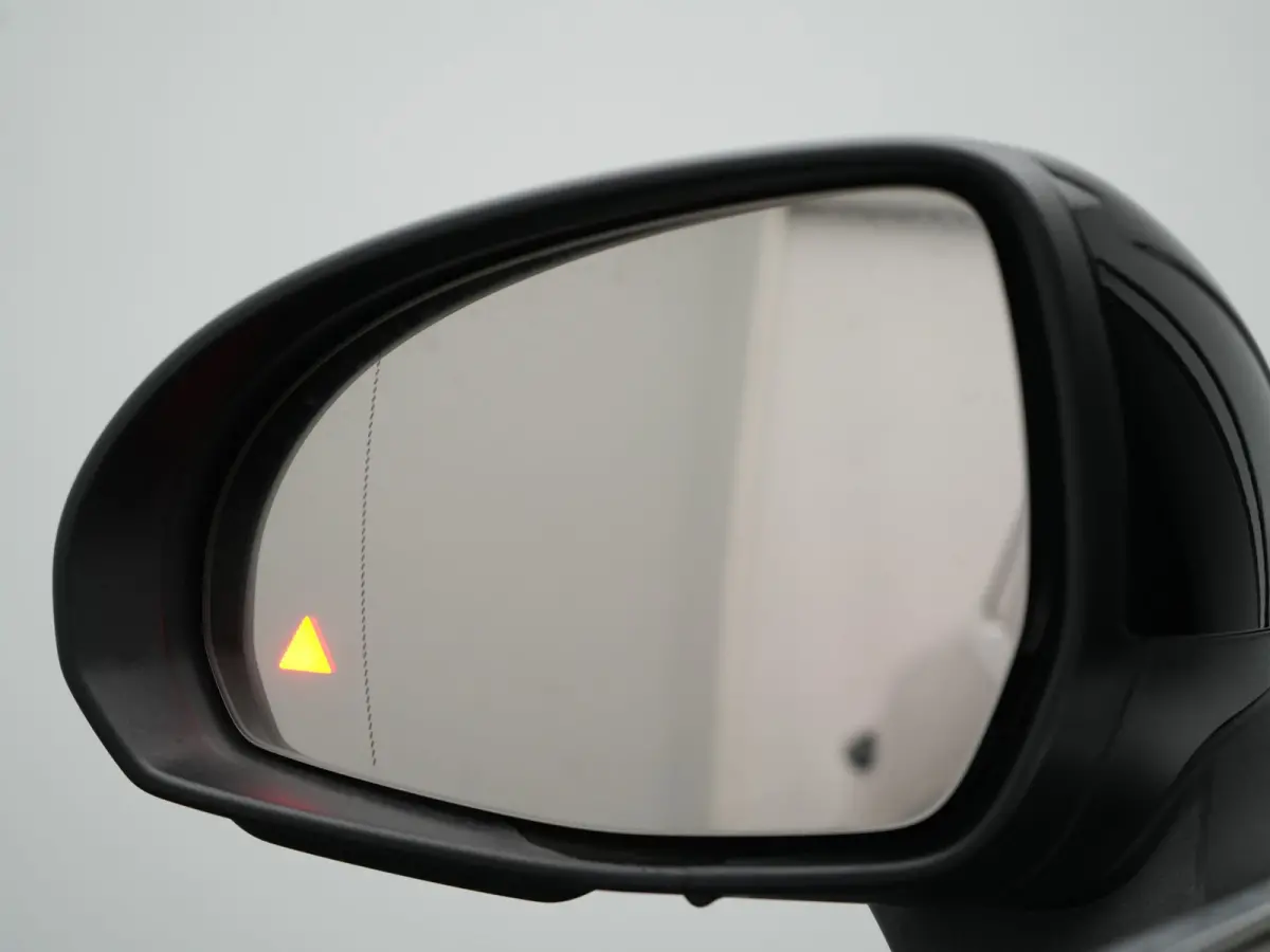 4MATIC Avantgarde PHEV 313pk Dealer O.H. | Camera | Lederen Sportstoelen Memory & Verwarmd | Sfeerverlichting | Apple Carplay | Blis | Navigatie | DAB | Cruise Control | 18"L.M |