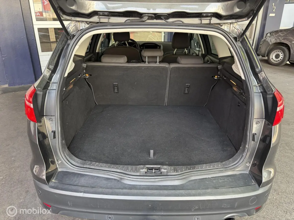 1.5 Titanium – 2018 | Trekhaak | Navigatie | LM Velgen | Gereviseerde Motor | 6 Maanden Garantie