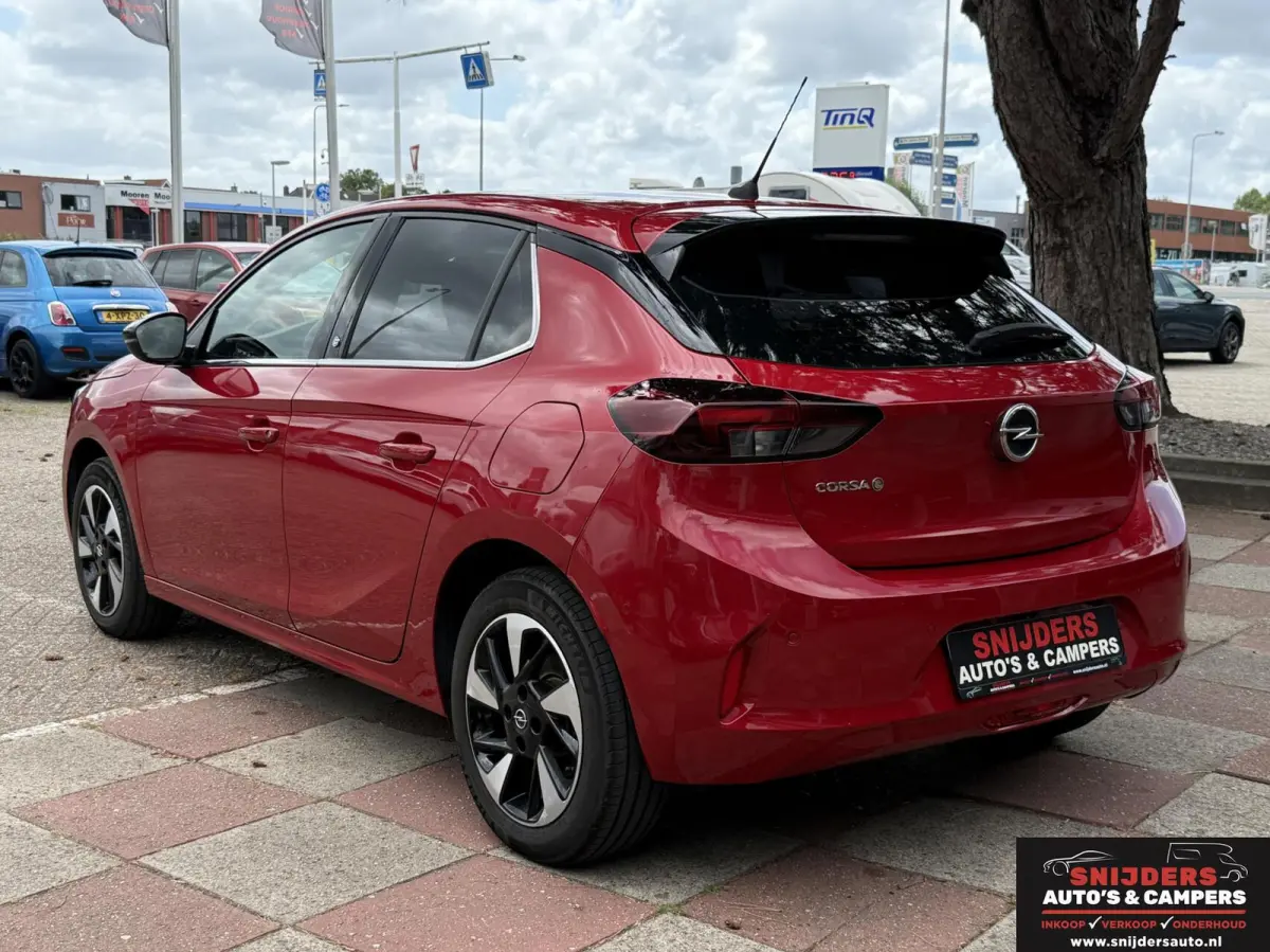 Electric 50 kWh Elegance met maar 17800 km