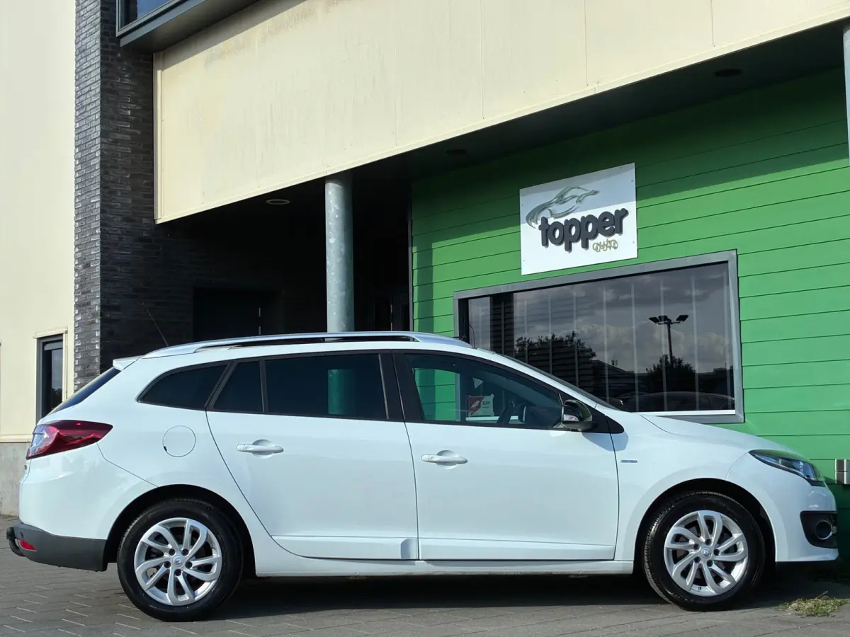 1.2 TCe Limited|1e Eigenaar|Panoramadak|Navigatie|CruiseControl|Climatronic|Trekhaak|