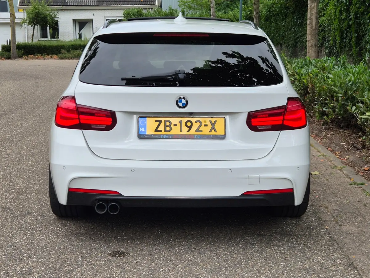 F31 320i M Sport Edition 2 Eig Panorama Apple CarPlay H&K HUD Elektrische stoelen LED SUPER MOOI 320i M Sport Edition