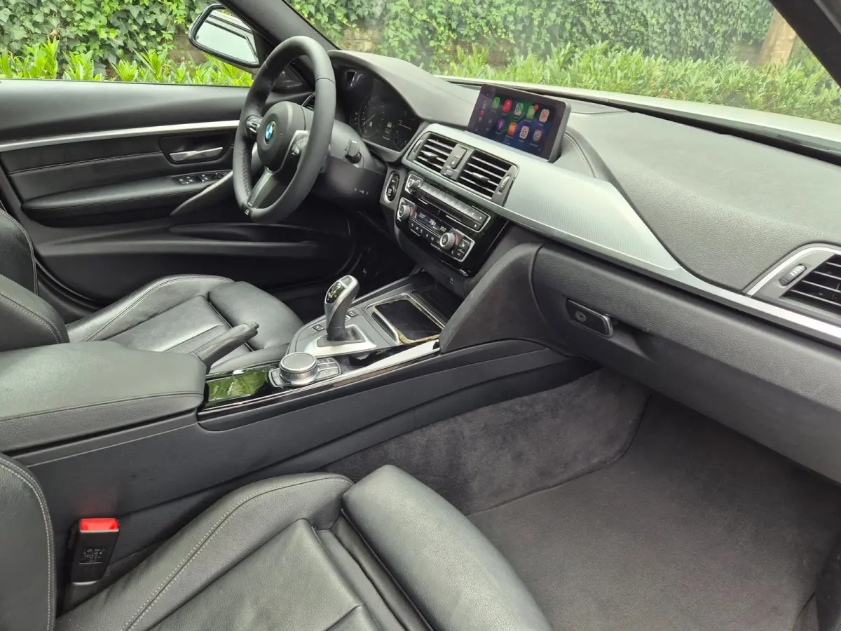 F31 320i M Sport Edition 2 Eig Panorama Apple CarPlay H&K HUD Elektrische stoelen LED SUPER MOOI 320i M Sport Edition