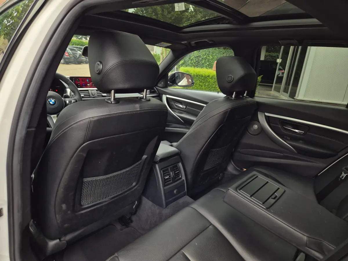 F31 320i M Sport Edition 2 Eig Panorama Apple CarPlay H&K HUD Elektrische stoelen LED SUPER MOOI 320i M Sport Edition