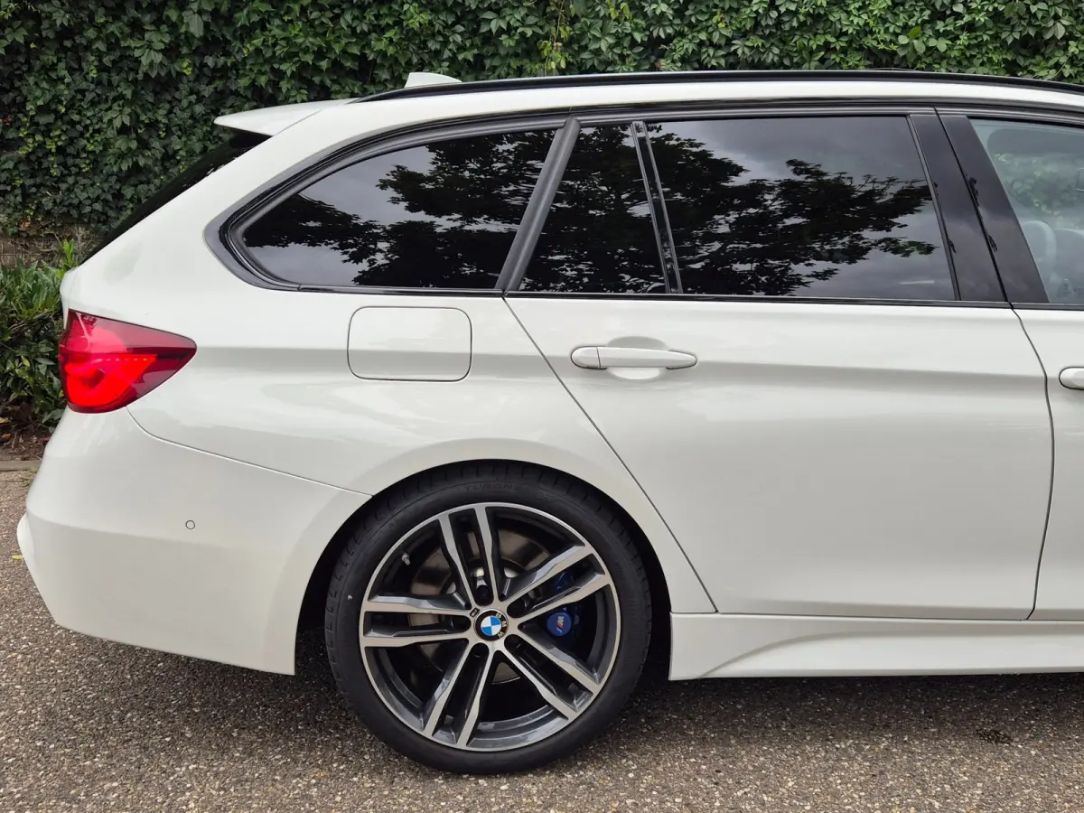 F31 320i M Sport Edition 2 Eig Panorama Apple CarPlay H&K HUD Elektrische stoelen LED SUPER MOOI 320i M Sport Edition