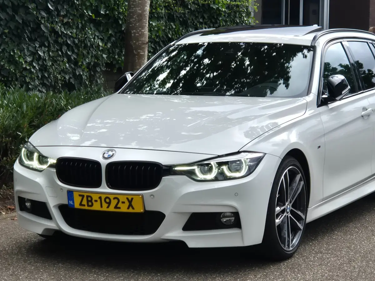 F31 320i M Sport Edition 2 Eig Panorama Apple CarPlay H&K HUD Elektrische stoelen LED SUPER MOOI 320i M Sport Edition