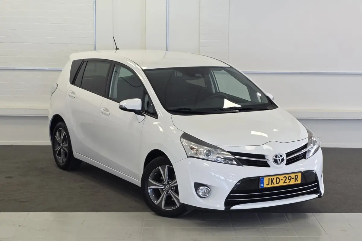 1.8 VVT-i Aspiration 7p. Camera Navigatie Clima Garantie Mooi!