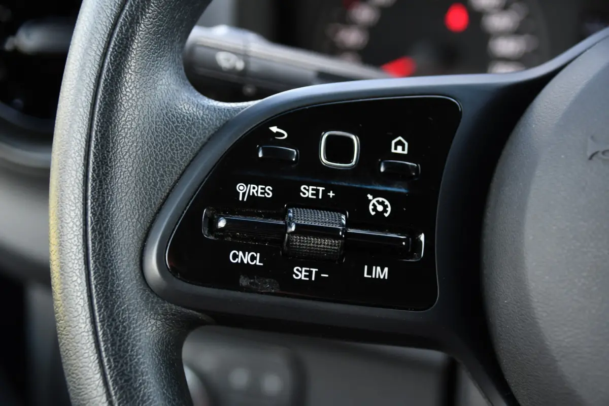 317 1.9 CDI L2H2 RWD PB Edition Camera, Cruise, Carplay, 170pk, Standkachel, Stoelverwarming, Geveerde stoel, Sensoren, Uniek!