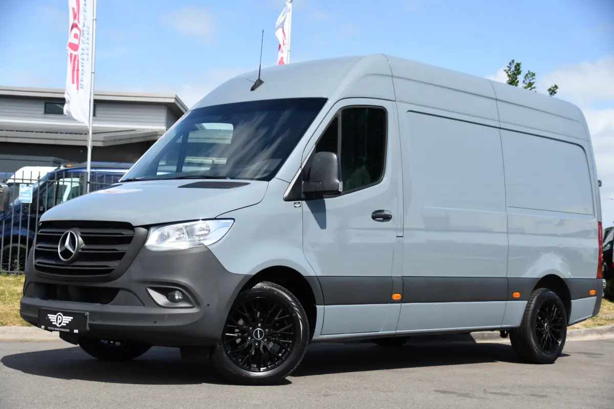 317 1.9 CDI L2H2 RWD PB Edition Camera, Cruise, Carplay, 170pk, Standkachel, Stoelverwarming, Geveerde stoel, Sensoren, Uniek!
