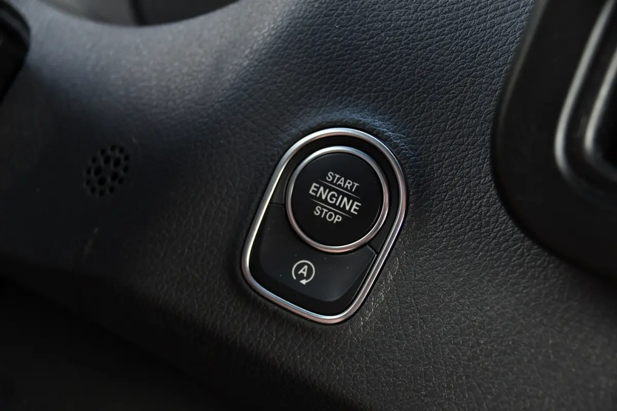 317 1.9 CDI L2H2 RWD PB Edition Camera, Cruise, Carplay, 170pk, Standkachel, Stoelverwarming, Geveerde stoel, Sensoren, Uniek!