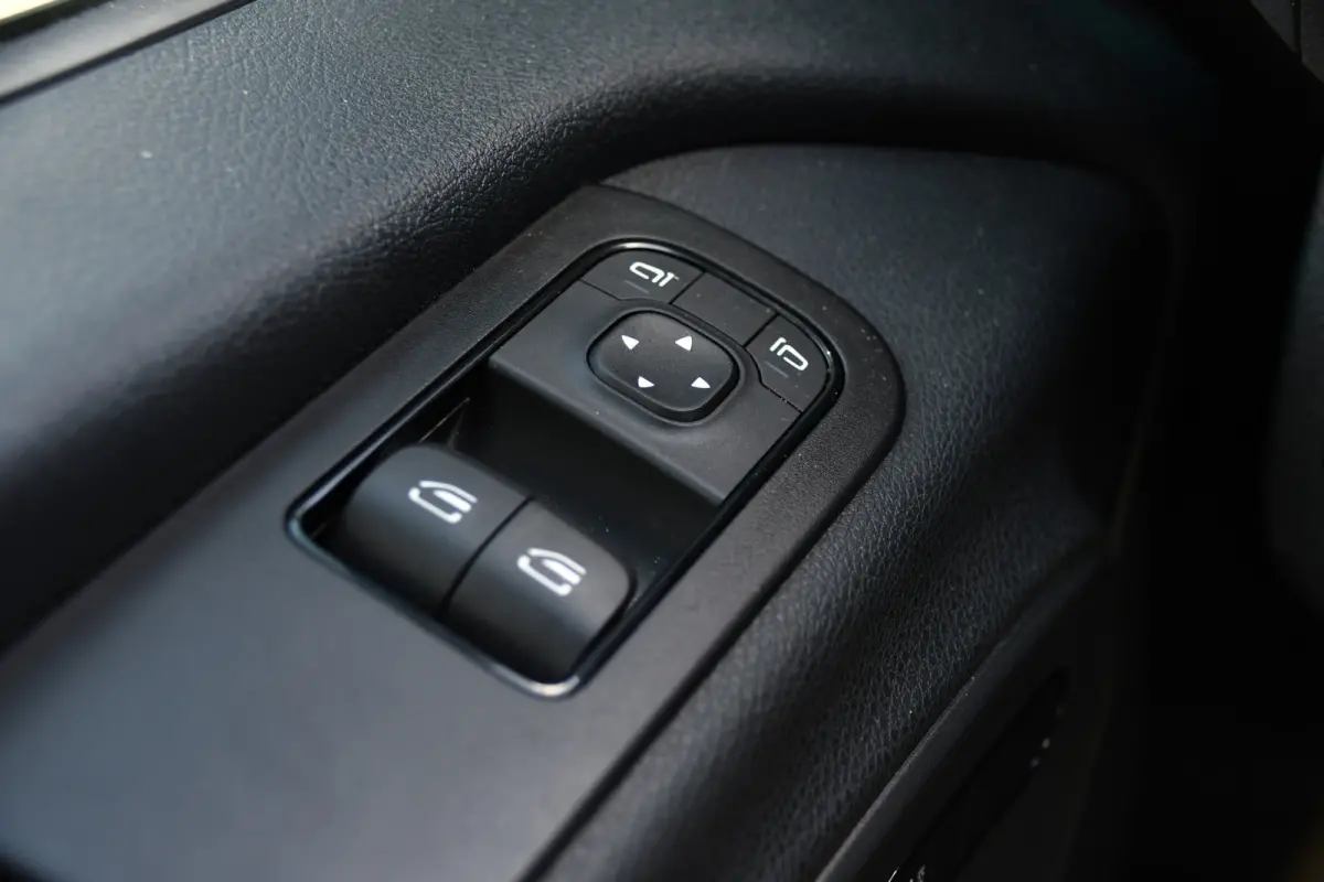 317 1.9 CDI L2H2 RWD PB Edition Camera, Cruise, Carplay, 170pk, Standkachel, Stoelverwarming, Geveerde stoel, Sensoren, Uniek!