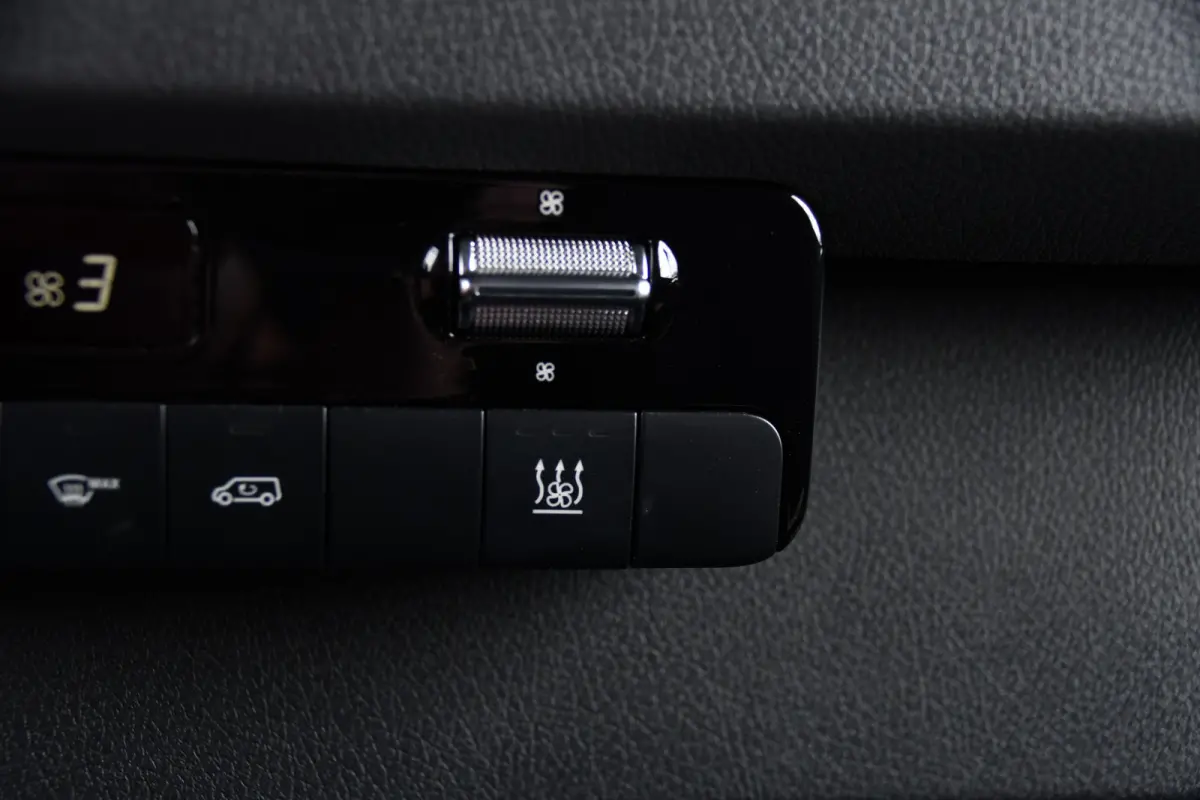 317 1.9 CDI L2H2 RWD PB Edition Camera, Cruise, Carplay, 170pk, Standkachel, Stoelverwarming, Geveerde stoel, Sensoren, Uniek!