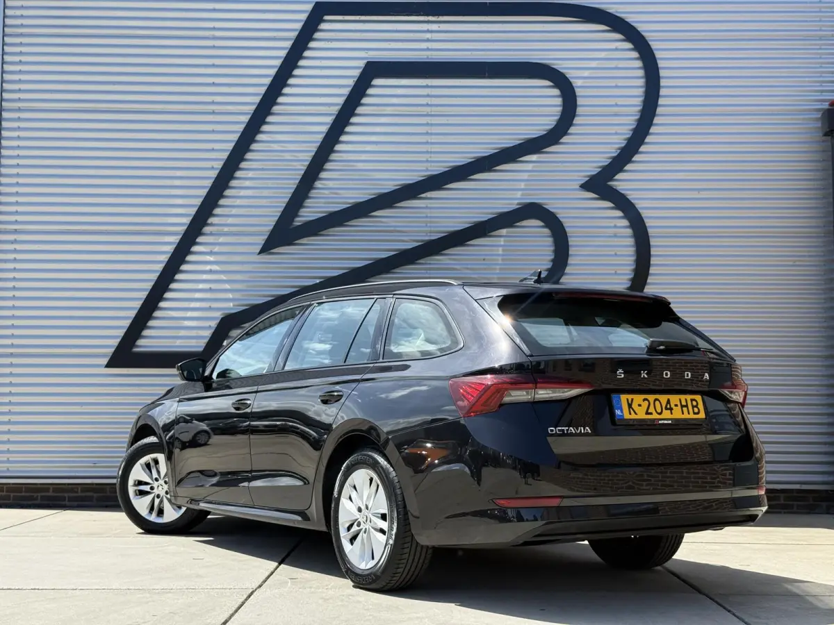 1.0 TSI Business Edition 2e Eigenaar|Clima|Cruise|Carplay|Elek achterklep|PDC V+A|N.A.P|APK tot 12-2026