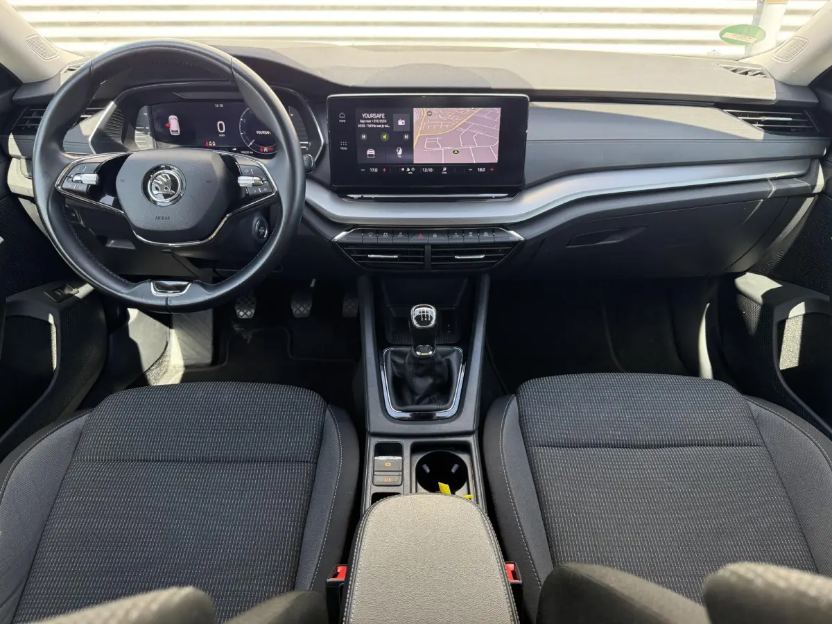 1.0 TSI Business Edition 2e Eigenaar|Clima|Cruise|Carplay|Elek achterklep|PDC V+A|N.A.P|APK tot 12-2026