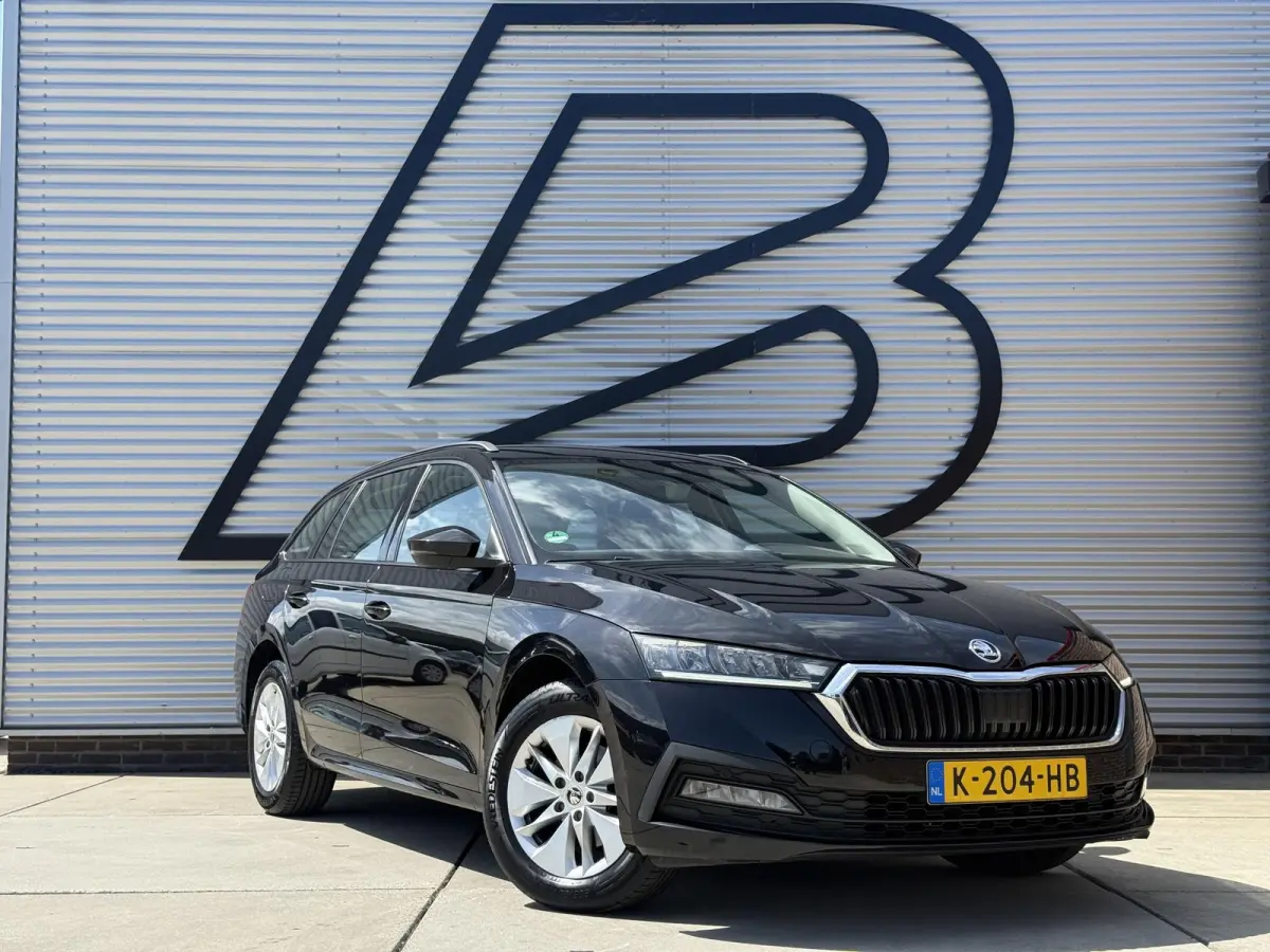 1.0 TSI Business Edition 2e Eigenaar|Clima|Cruise|Carplay|Elek achterklep|PDC V+A|N.A.P|APK tot 12-2026