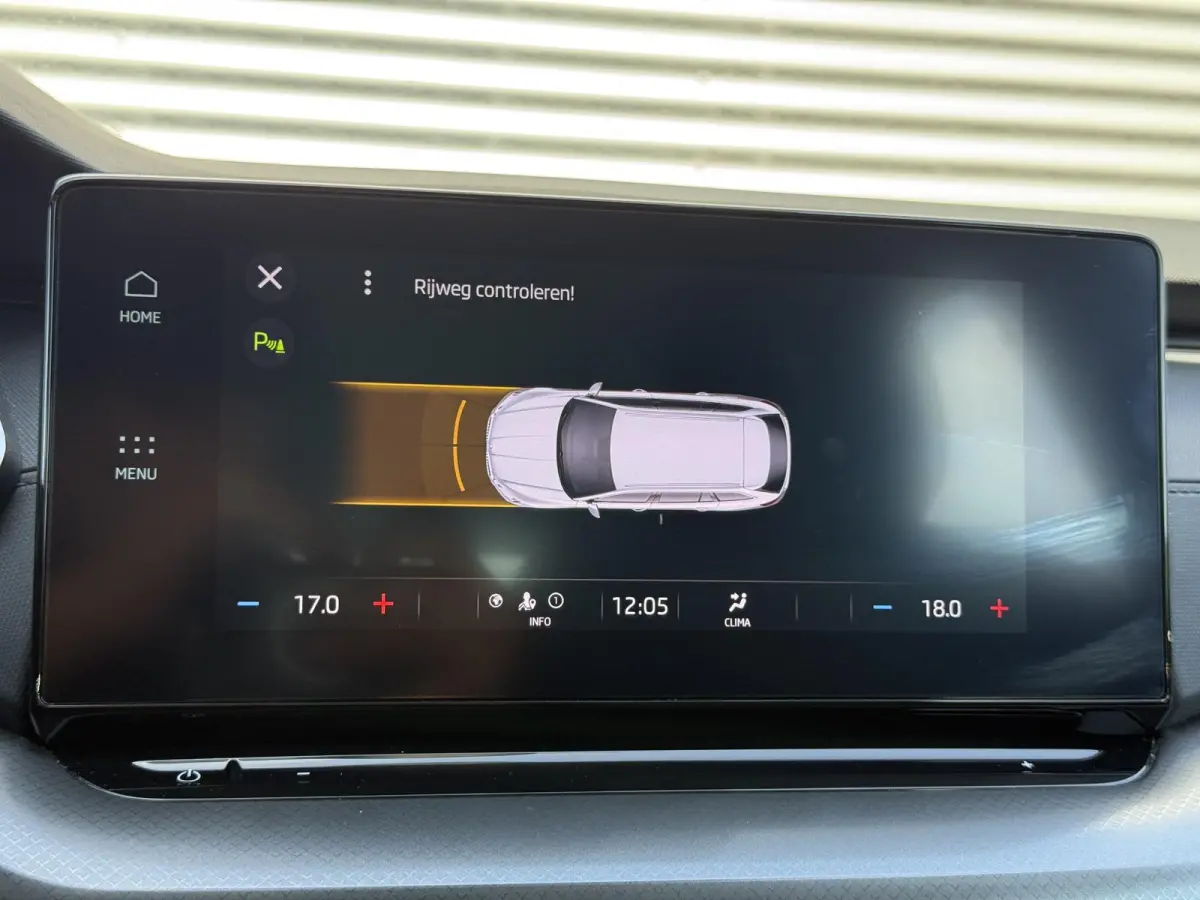 1.0 TSI Business Edition 2e Eigenaar|Clima|Cruise|Carplay|Elek achterklep|PDC V+A|N.A.P|APK tot 12-2026
