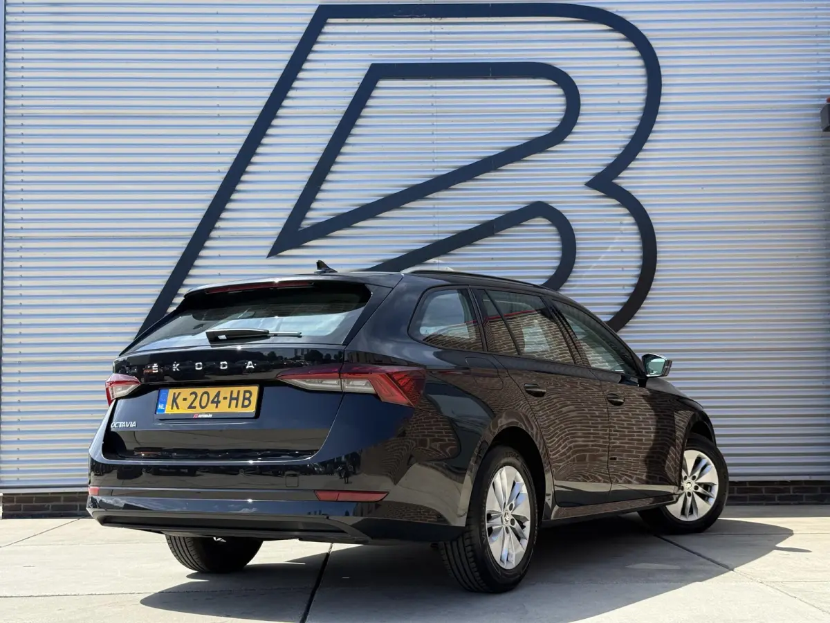 1.0 TSI Business Edition 2e Eigenaar|Clima|Cruise|Carplay|Elek achterklep|PDC V+A|N.A.P|APK tot 12-2026