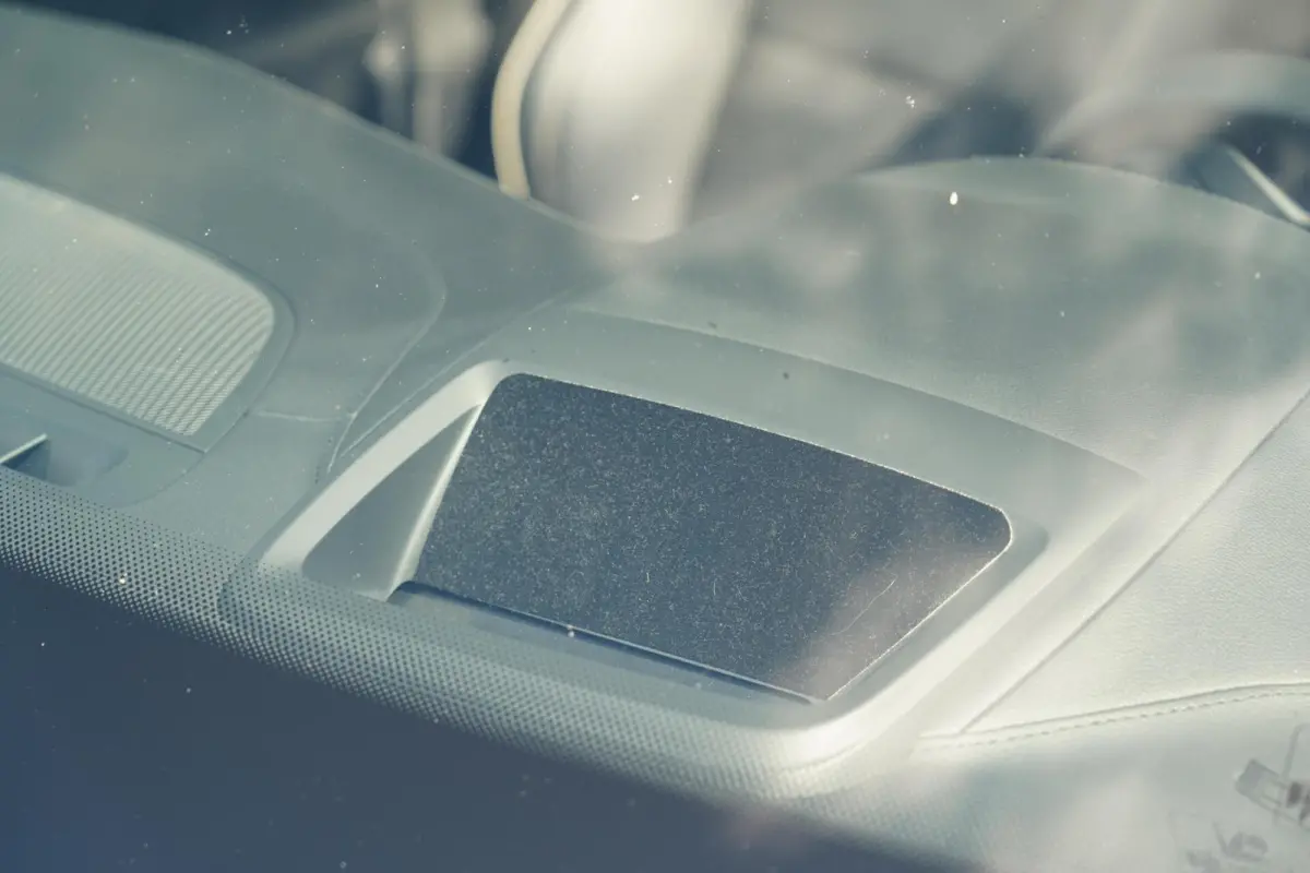 T8 Recharge AWD R-Design Long Range 7p. SOH 99% | Alcantara hemelbekleding | Head-Up | Trekhaak | 7-Persoons | Lederen interieur | 22 inch | Harman Kardon | Adaptieve cruise control | Stoel 