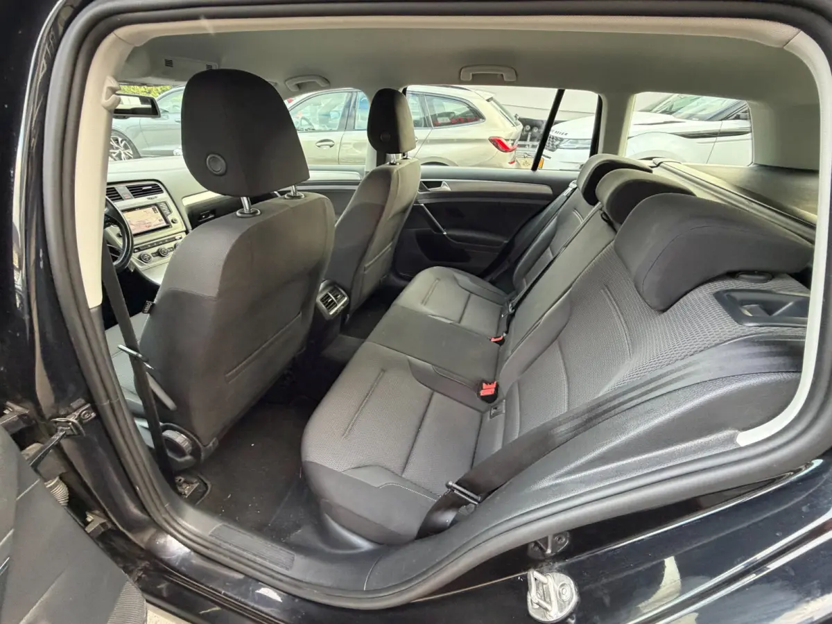 1.0 TSI Comfortline / Cruise / Trekhaak / NL Auto met NAP .