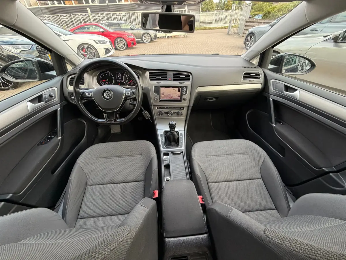 1.0 TSI Comfortline / Cruise / Trekhaak / NL Auto met NAP .