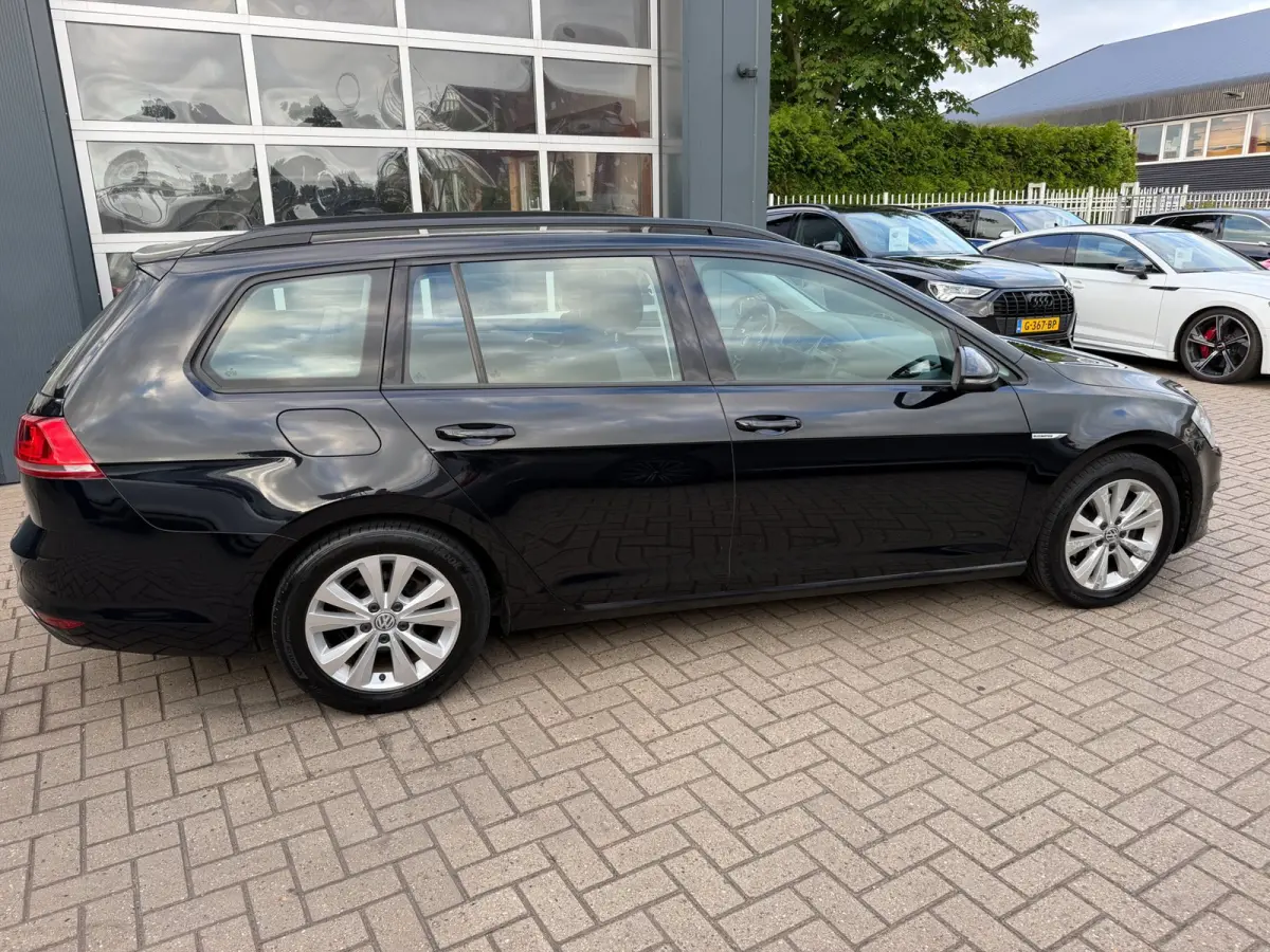 1.0 TSI Comfortline / Cruise / Trekhaak / NL Auto met NAP .
