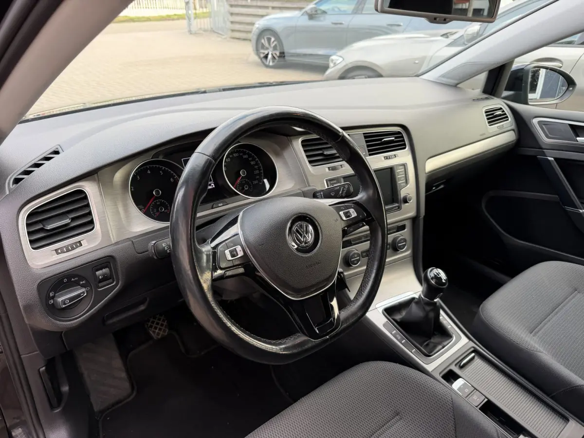 1.0 TSI Comfortline / Cruise / Trekhaak / NL Auto met NAP .