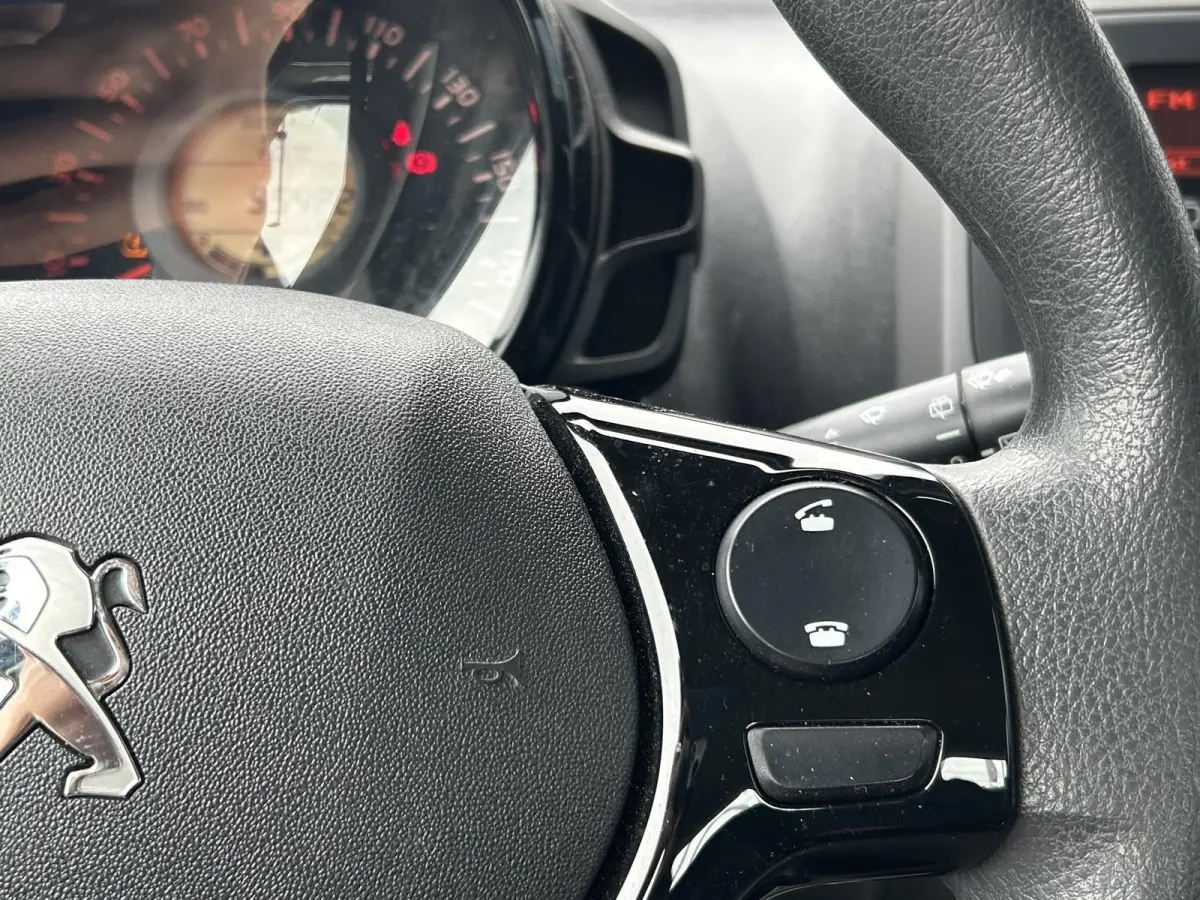 1.0 e-VTi Active 72PK | 1e Eigenaar | DEALERONDERHOUDEN | Zeer Nette Staat | NL AUTO | NAP | BTW AUTO | Prijs is inclusief BTW | Unieke Kleur Smooth Green | NAP | DAB+ | Airco | 5 Deurs | 2 