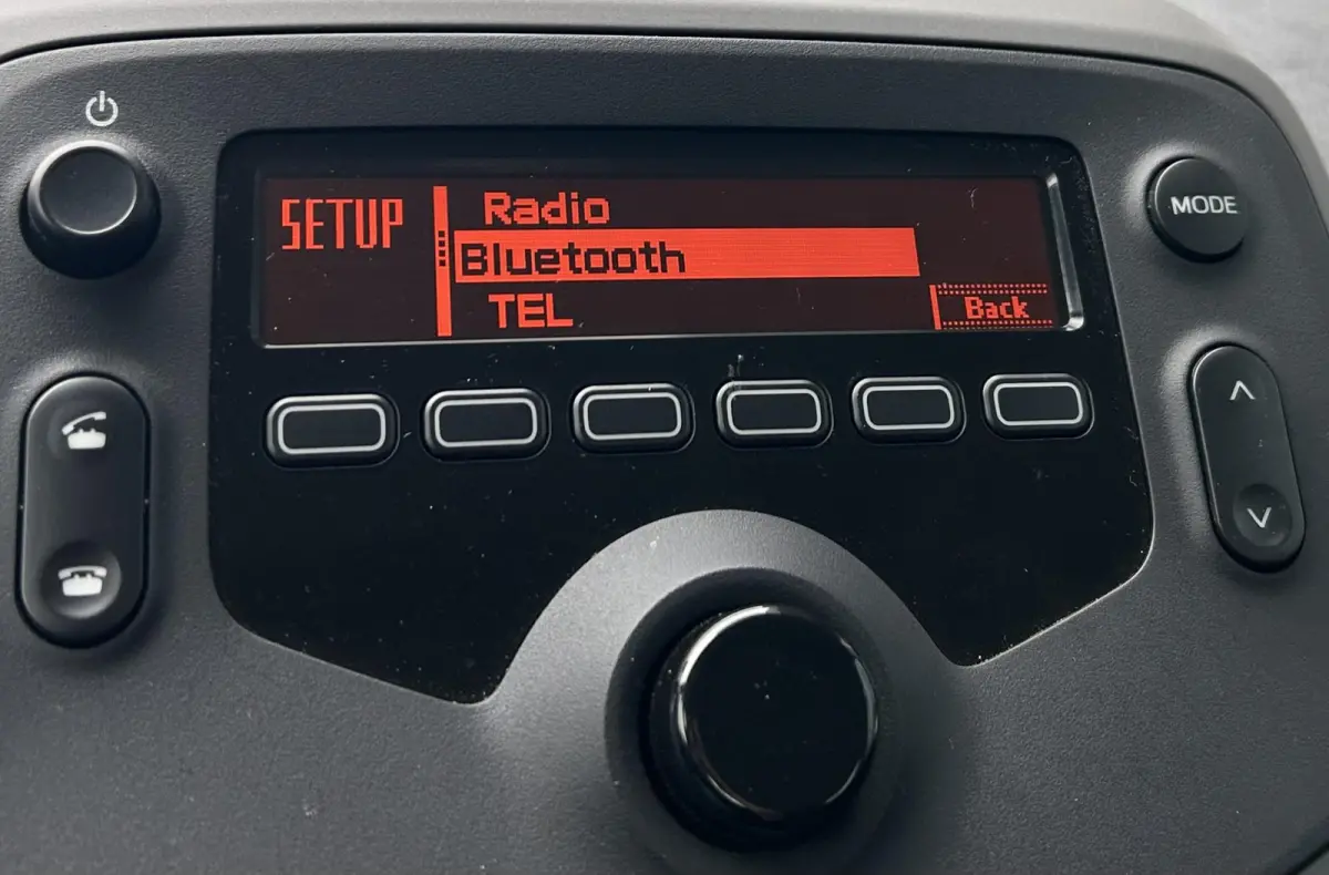 1.0 e-VTi Active 72PK | 1e Eigenaar | DEALERONDERHOUDEN | Zeer Nette Staat | NL AUTO | NAP | BTW AUTO | Prijs is inclusief BTW | Unieke Kleur Smooth Green | NAP | DAB+ | Airco | 5 Deurs | 2 