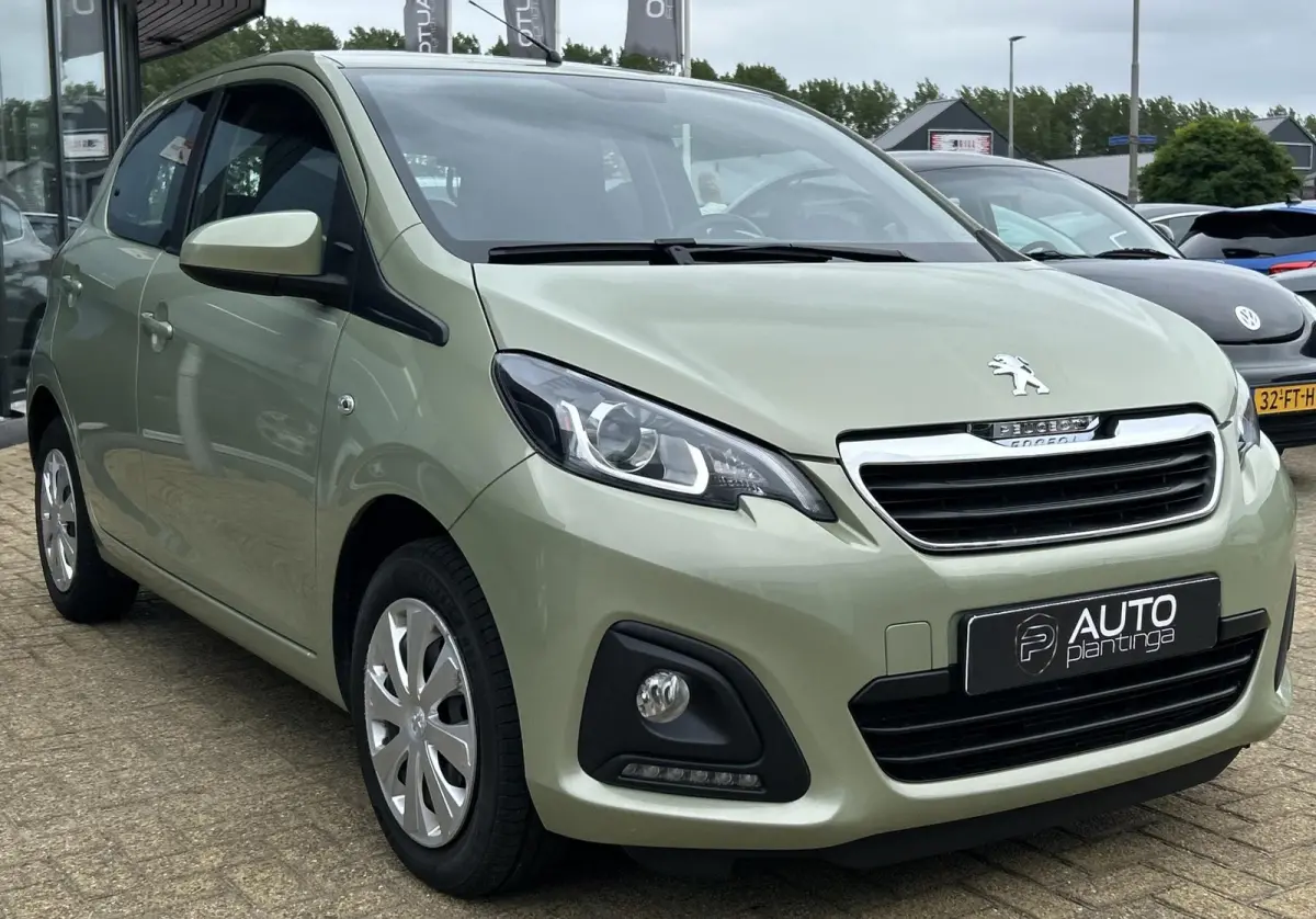 1.0 e-VTi Active 72PK | 1e Eigenaar | DEALERONDERHOUDEN | Zeer Nette Staat | NL AUTO | NAP | BTW AUTO | Prijs is inclusief BTW | Unieke Kleur Smooth Green | NAP | DAB+ | Airco | 5 Deurs | 2 