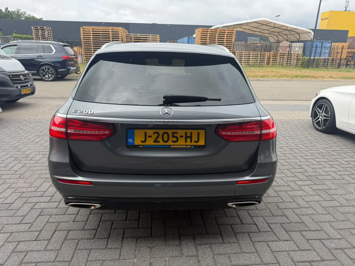 200 Premium | AUTOMAAT | NIEUWE APK | LEDER | PDC | NAVI | CRUISE |
