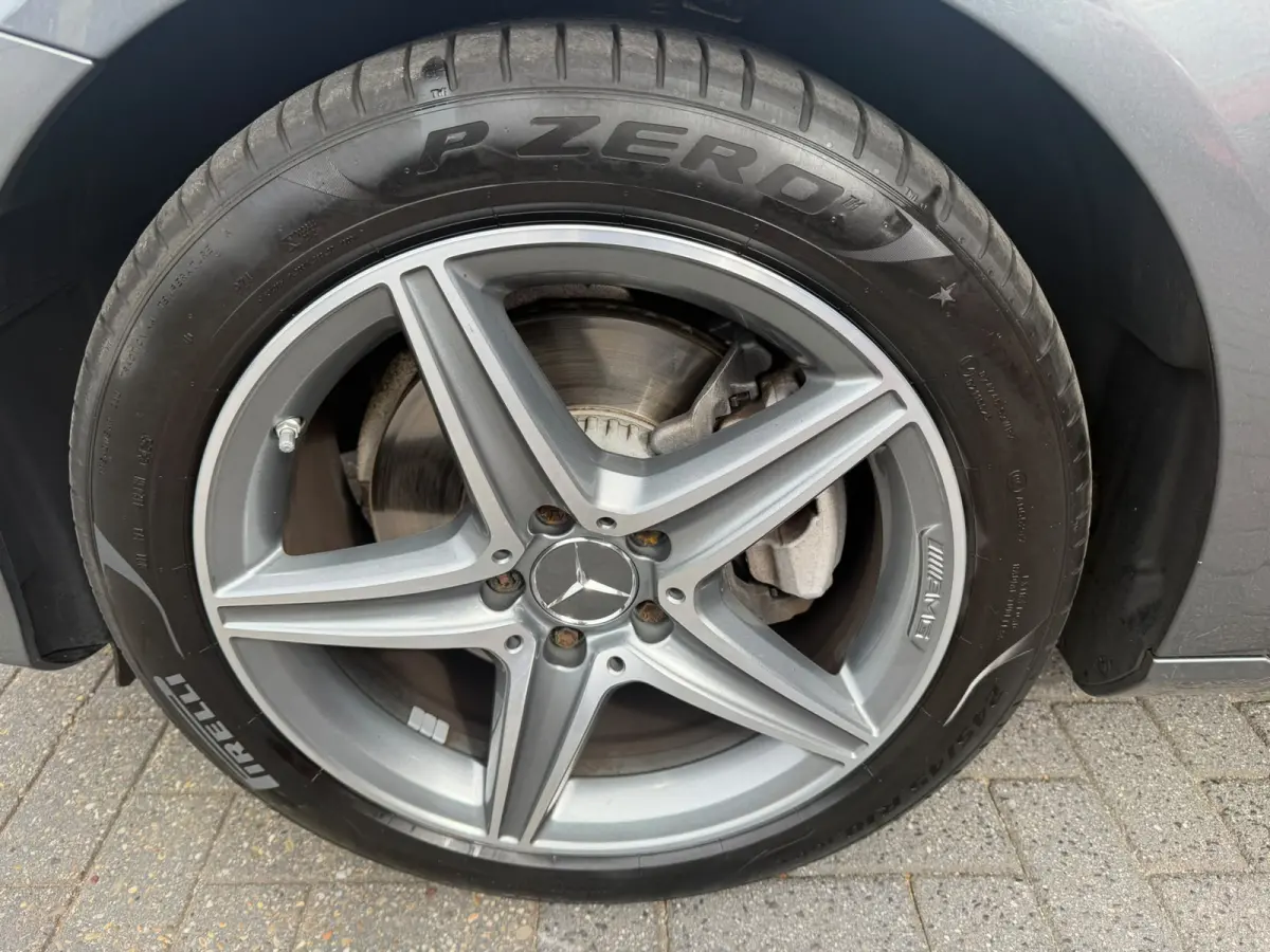 200 Premium | AUTOMAAT | NIEUWE APK | LEDER | PDC | NAVI | CRUISE |